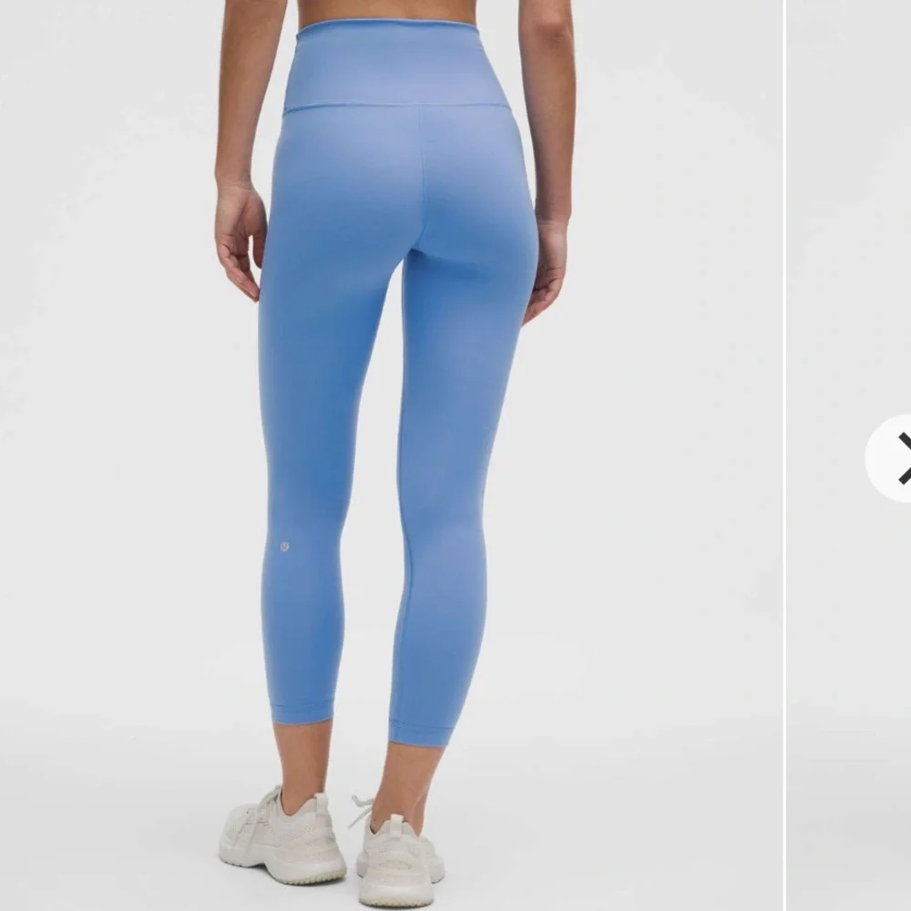 Lululemon Wunder Train High-Rise Tight 25"
Pool Party size 14 NWT - Picture 4 of 4